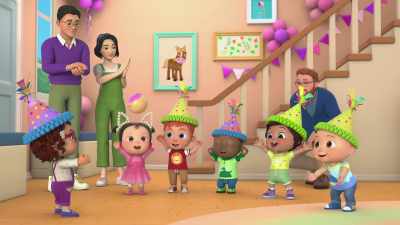 ♪ Giving a present makes friends smile ♪ - CoComelon Lane