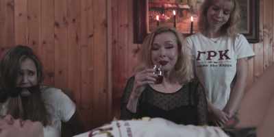 (glass clinking)
(suspenseful music) - Night of the Dead Sorority Babes