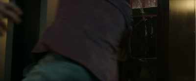 [glass shattering]
[Dale grunting] - Ruthless