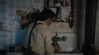        (glass shattering) - Murdoch Mysteries