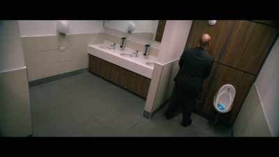 Glen?
(URINATING) - Mr. Bigstuff