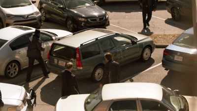[Glennon] Blue Volvo wagon.
Double-time, guys. Come on. - Black Lightning