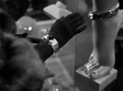 Glorious, madam,
isn't it? - Remember the Night