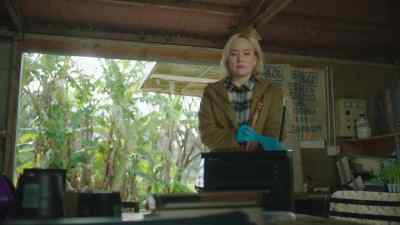 (glove snaps) - The Brokenwood Mysteries