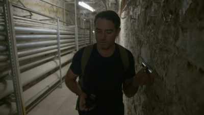 Go ahead and set that sonde
and I'll start looking, over. - Secrets of the Underground