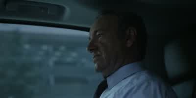 Go back to the airport. - House of Cards