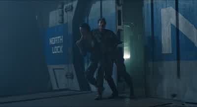 Go. Come on. You can make it. - Aliens
