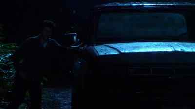 Go! Get in! Get in! - Kyle XY