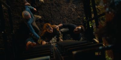 -Go, go, go, go.
-Come on! - Jurassic World: Dominion