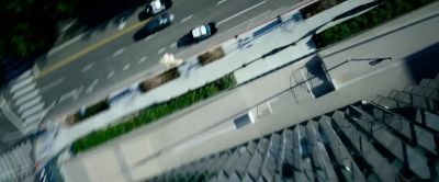 Go, go, go, go, go!
Get down! Down, down, down! - Ambulance