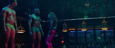Go, go, go! Hit the floor.
What y'all doing? - All the Queen's Men