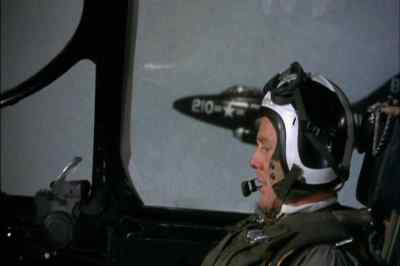 Go into a 9-0 left turn. - Men of the Fighting Lady