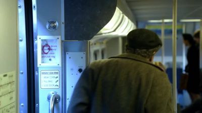 Go into the first car, on your right. Now. - Fringe