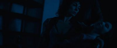 Go left. - Don't Breathe 2