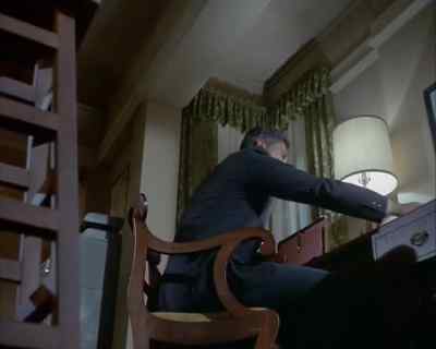 Go now, Dan, while you can. - Land of the Giants