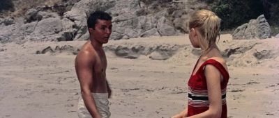 Go on back to mama And run don't walk - Gidget