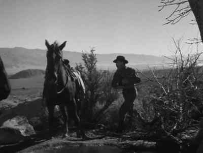 Go on, boy, get out.
Get out, get out, get out. - The Gunfighter