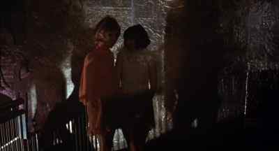 - Go on!
- Do you think I should? - Scream and Scream Again