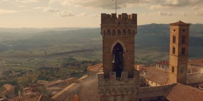 Go on inside and wash up, son.
I'll be right there. - Medici: Masters of Florence
