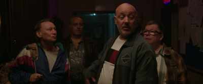 Go on, knock yourself out, boys.
Don't forget, 4.3 show limit, yeah? - Members Club
