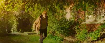 Go on! Youse can take your... (muttering) - Unwelcome