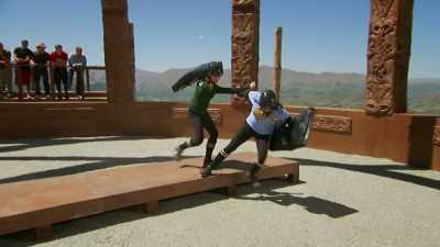 Go! Push, ladies, push!
[air horn blares] - The Challenge: Untold History