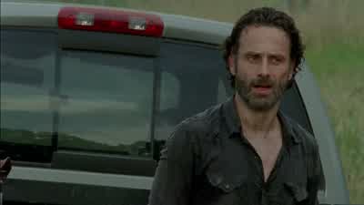 Go. The fence is more important. We need to keep it standing. I got this. - You can't do this alone. - The Walking Dead
