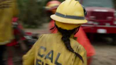 Go to the anchor point and
make sure the Prusik is secure. - Fire Country