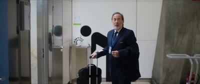 Go to the bathroom on the first floor, - The Extortion