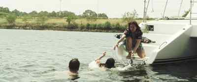 Go to the boat! Get
on the boat! Get on... - Into the Deep