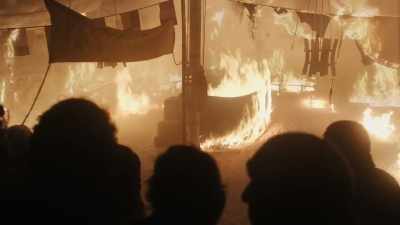 Go that way.
Le Vesconte, sort that out. - The Terror