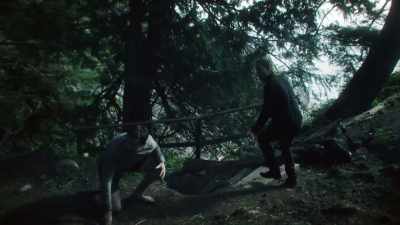 Go, this way. - Legion