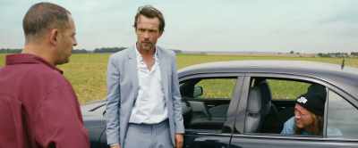 -Go, yeah, where to--
-To get the dope, fucker! - Lommbock