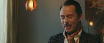-God almighty, you two
must have been born yesterday - Villains