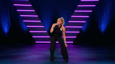 God forbid on the wedding day - Iliza Shlesinger: Unveiled