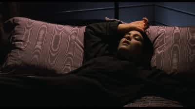 God how can he stand that woman - Beetlejuice