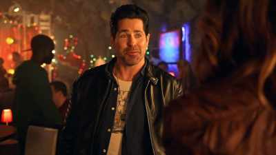 God. I remember when you sang on
that same stage with your dad. - Christmas Stars