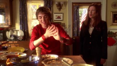 God, Mrs. K, thank you so much.
This is so good. - Smallville
