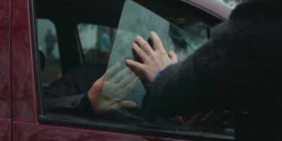 God, it really-- - Fingernails