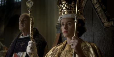 God save the Queen!
God save the Queen! - The Crown