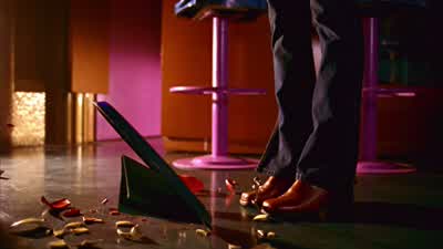 Lana. - It happened again. - You saw something. I saw Chloe. - Smallville