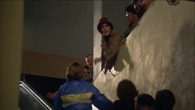 Goddamn it lady you don't throw oranges on an escalator - California Split