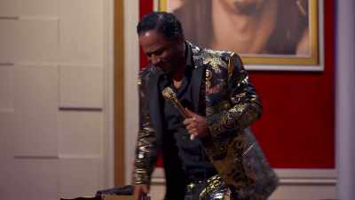 "Goddamn, nigga,
did you get in a car accident?" - Katt Williams: Great America
