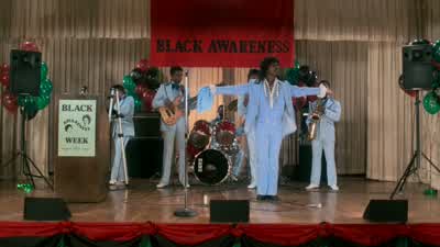 Goddamn, that boy can sing. - Coming to America