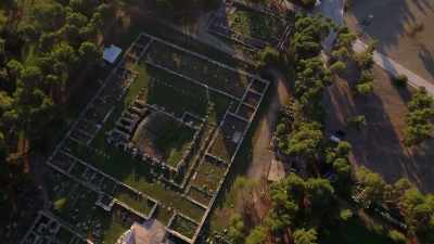 GOETZ: Greek medicine actually
created a structure - Origins: The Journey of Humankind