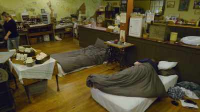 Going to bed? - 28 Days Haunted