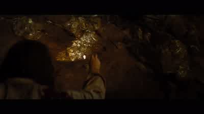Gold. Carter! Right behind you! - John Carter
