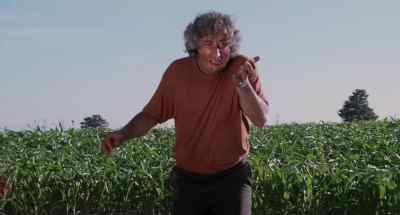 Goldberg,
Goldberg, where you goin'? - Expect No Mercy