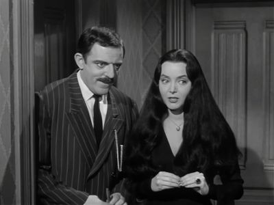Gomez, I'm frightened. - The Addams Family
