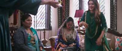 Gone, gone... corner’s gone to Veena! - Sharmaji Namkeen